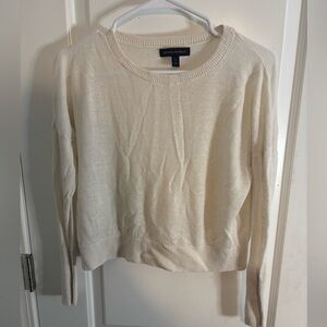 Banana Republic Women's Soft Cream Crew Neck Sweater size s EUC